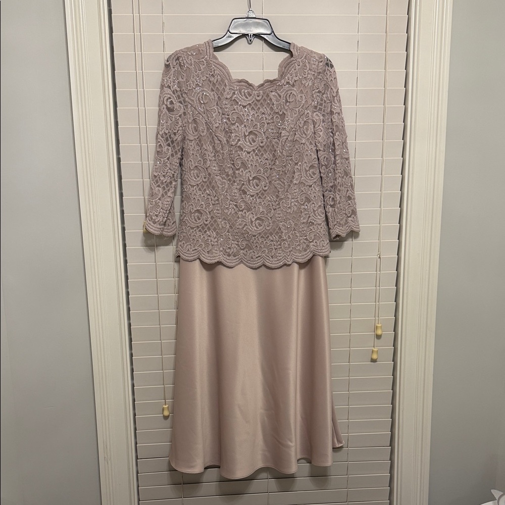 Alex Evenings Lace Bodice Midi Dress in Dusty Mauve